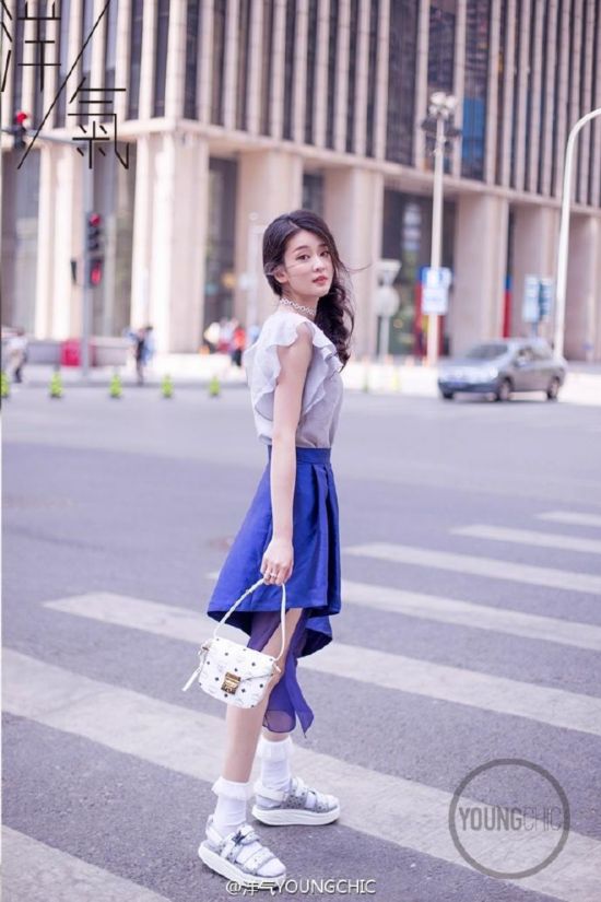 关关暗恋赵医生网友心疼 乔欣资料曝光竟是九