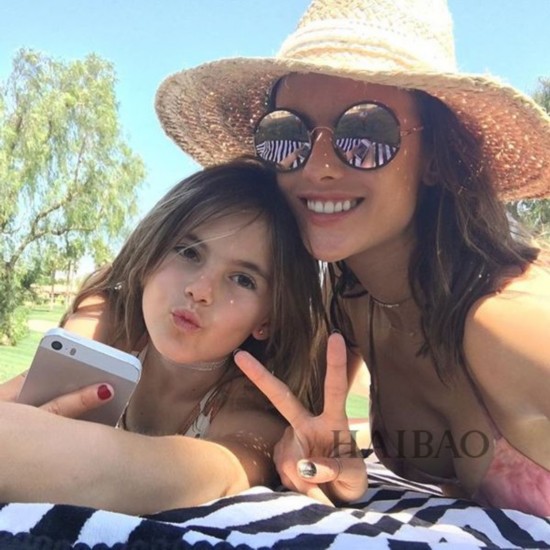 ѨϦWҨȾsjPwù (Alessandra Ambrosio) MkAnja