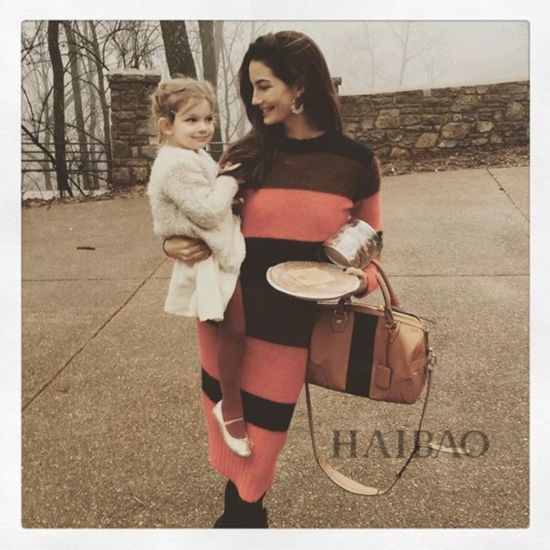 ѨϦWҲPw̩_ (Lily Aldridge) Mk