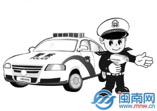 漳州南靖无牌摩托乱象严重 交警5分钟查扣3辆