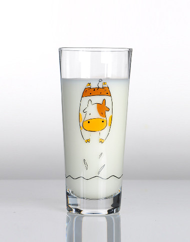 喝牛奶好处多那喝牛奶会不会上火