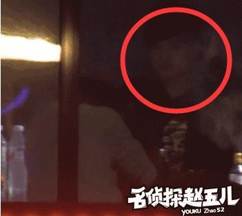 张馨予拥吻男制片上热搜(图)