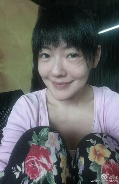 小S晒运动后素颜自拍皮肤超级好 网友调侃胸得