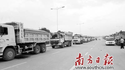 “泥頭車跨市傾倒渣土”追蹤 69輛深圳涉事車被罰37.4萬元