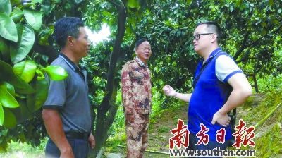 梅州308名扶贫干部下村当第一书记