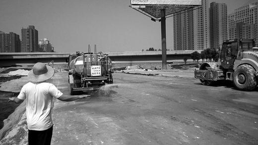 西安北郊老洼滩路变身城市新干线