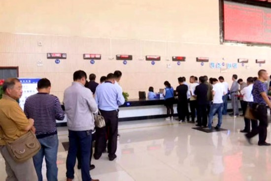 银川交警增加互联网面签窗口