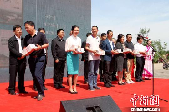 陕西力推优秀历史文化进校园向8122所学校赠书28万册