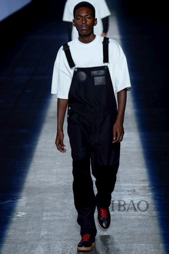 2016KLìɸ˩PGȾsjP (Alexander Wang) k˨q