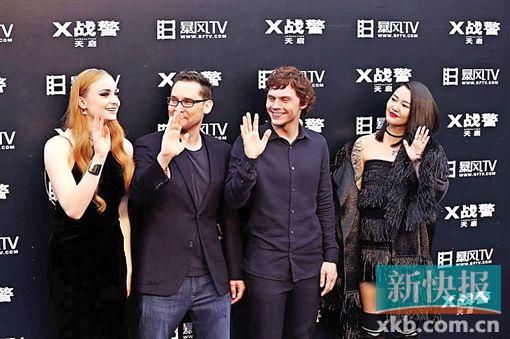 《X戰警:天啟》將映 “鳳凰女”示愛“快銀”