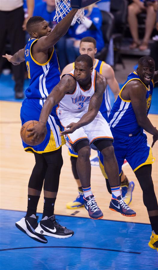 NBA西部决赛第三场:雷霆胜勇士