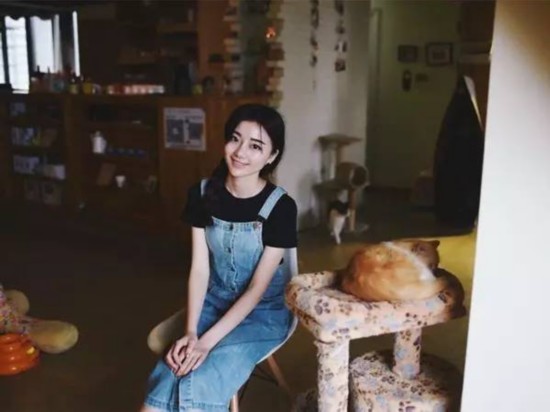 武汉大学校花易主 丁婷婷取代黄灿灿(组图)