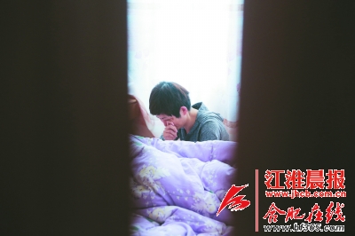 高中女生被泼女孩撤回:家人话给女生服软的酒精烧伤民事图片