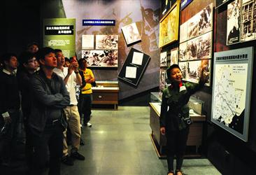 300名志愿者讲解员 年龄最小的才7岁