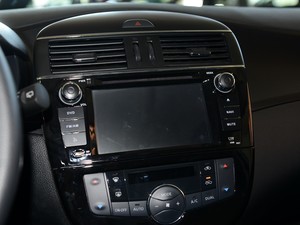 �����ղ� ��� 2014�� 1.6L CVT������