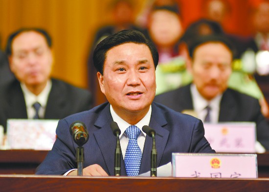 5月26日下午,在许昌市第六届人民代表大会第七次会议上,市委书记