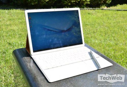 华为MateBook对比微软Surface Pro 4 哪款更值