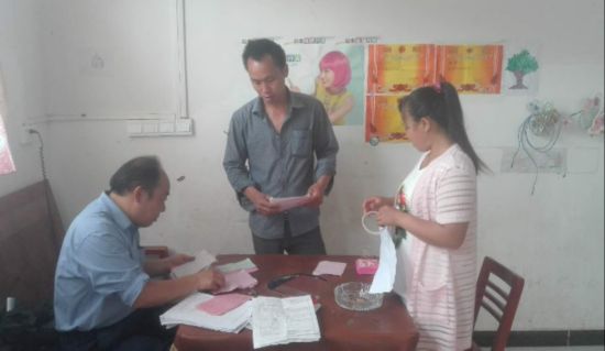 亭子坝镇开展扶持微型企业回头看检查工作