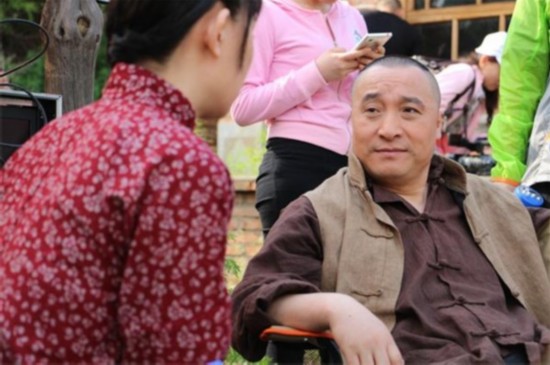 《人间大炮》张小飞天佑乱世演绎兄弟情