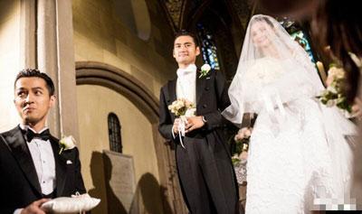 南京车祸刘佳婚纱照_南京博物院讲解员刘佳(2)