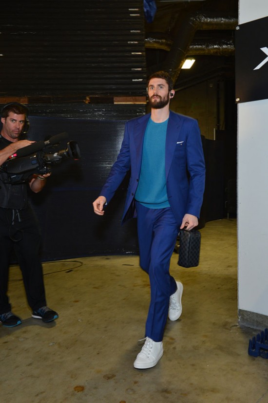 (比赛集锦)NBA总决赛G1战报:勇士vs骑士104-