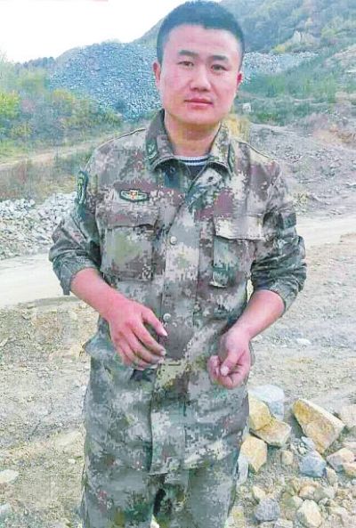 温县籍29岁维和战士申亮亮马里牺牲 市民为其