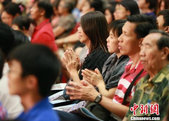 舞剧《千手观音》马来怡保首演本地各界赞美国家文明
