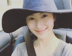 兽兽怀孕身材火辣 与老公三亚相识定居加拿大