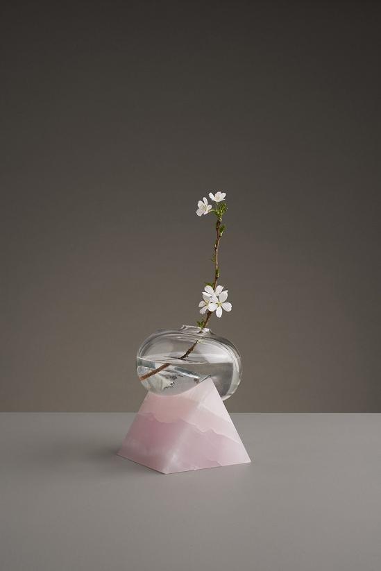 Indefinite Vases 01