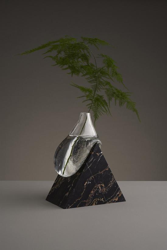 Indefinite Vases 02