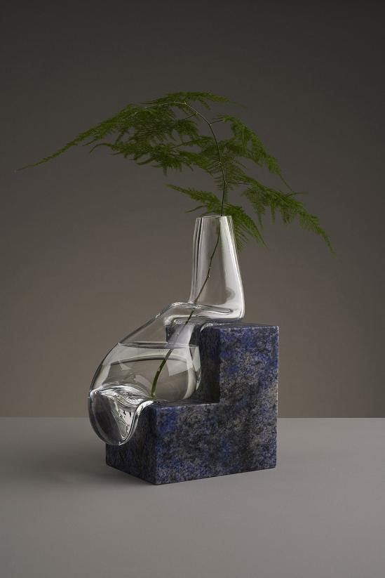Indefinite Vases 06