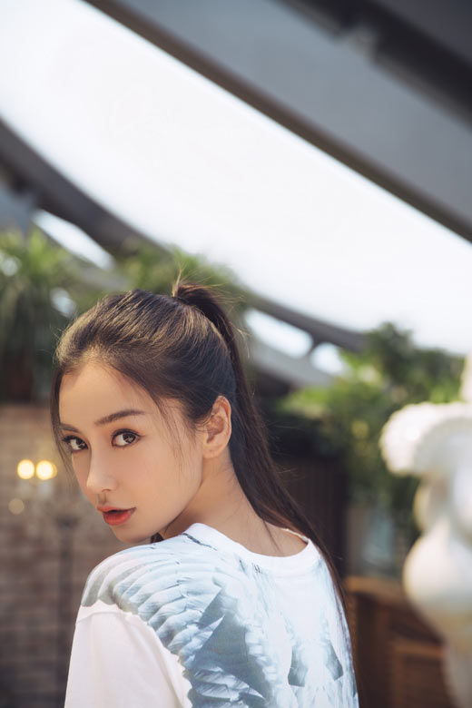 Angelababy讲 千与千寻 答网友宋仲基权志龙入