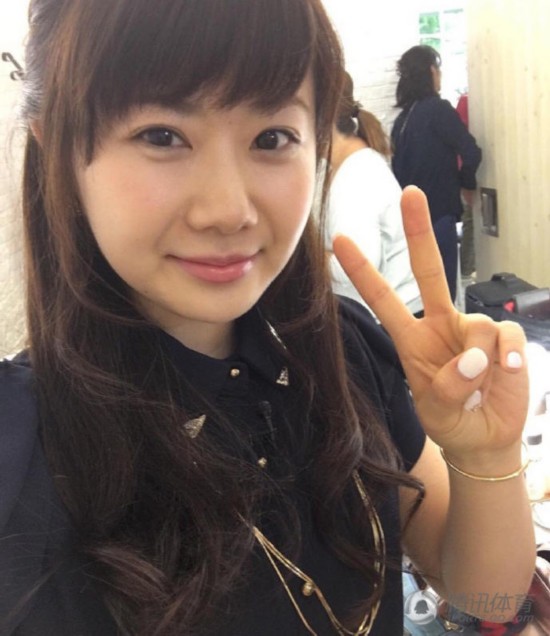 (组图)福原爱开通微博受追捧 盘点体坛界的女神