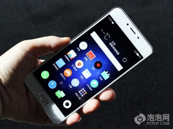 魅蓝3S开箱图赏 千元金属指纹全网通