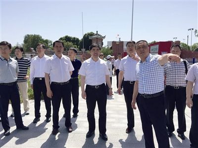 南通海门市委书记率团赴新疆霍尔果斯口岸考察