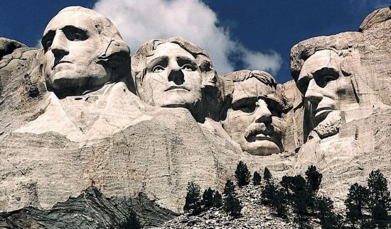 《夺宝奇兵》现实版?美国总统山背后惊现密