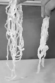 揭秘问题副食小菜造假黑幕:用尿素加工皮蛋