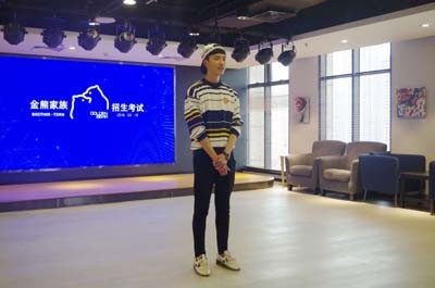 昔日李冰冰任泉同届校友,如今创业获千万天使