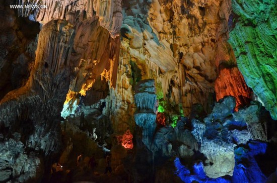 VIETNAM-QUANG NINH-HA LONG BAY