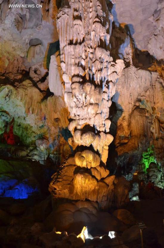 VIETNAM-QUANG NINH-HA LONG BAY