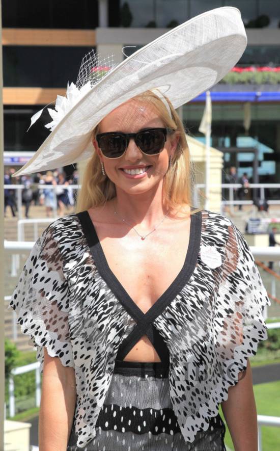 �^��k�����R��դG�@ (Queen Elizabeth II) �G��2016�^��Ӯa�R�����ɰ��| (Royal Ascot)