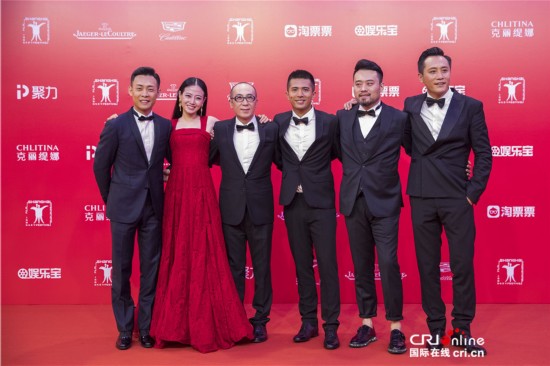 上海电影节闭幕红毯 众女星斗艳比拼性感--重庆视窗--人民网