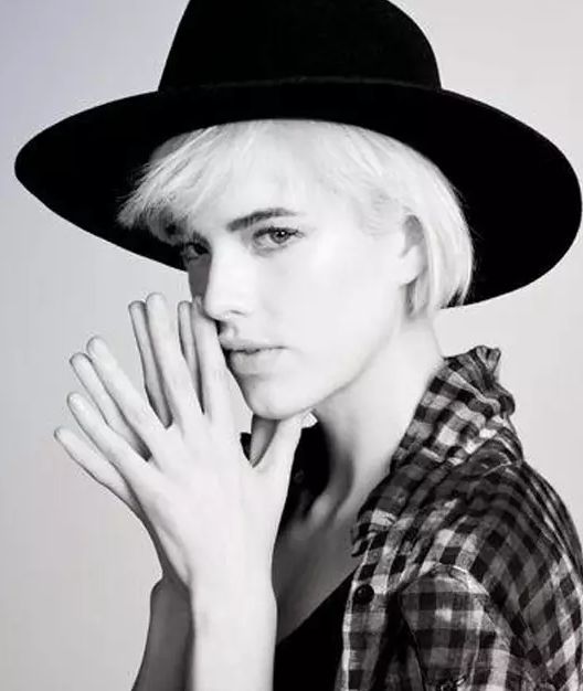 �V�ŶV�u�A�H���H�R��Tomboy�u�o�̮ɻ�
