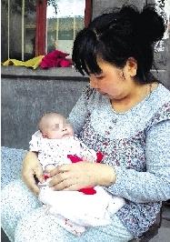 双性婴儿出生15天连续三次遭父亲与爷爷谋杀