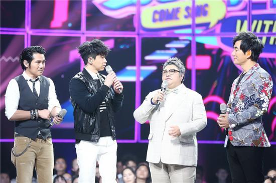 韩红呛声光良 粉丝学《童话》MV桥段流鼻血