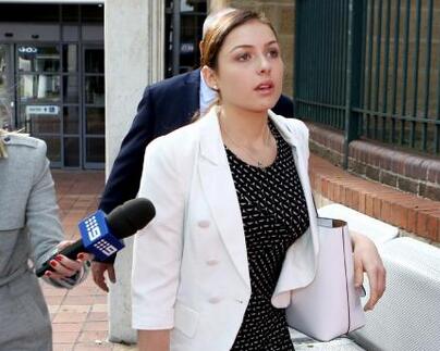 19岁少女 双面人生 震惊澳舆论:白天是大学生 