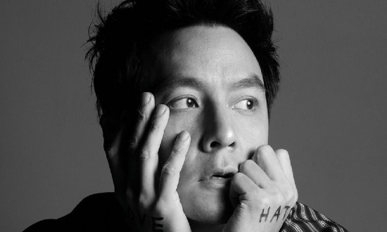 之人的一面:11岁成武林高手 资深勇士迷 篮球高