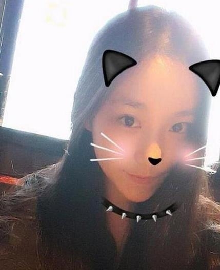 孙俪同父异母妹妹孙艳疑曝光:长相清纯大长腿