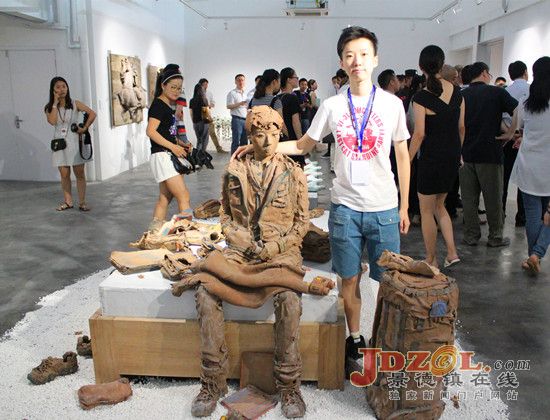 景德镇央美陶艺展:彰显陶瓷艺术个性和创新推