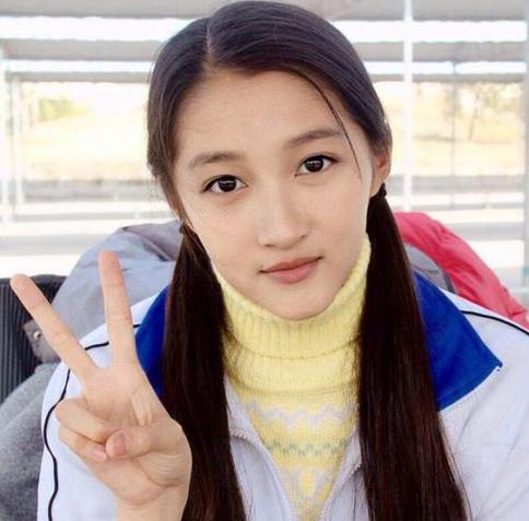 张雪迎关晓彤飙戏 亲密好友从不互撕关晓彤小